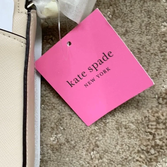 NWT Kate Spade Leather Petal Flap Chain Crossbody Wallet in Milk Glass - Picture 8 of 10